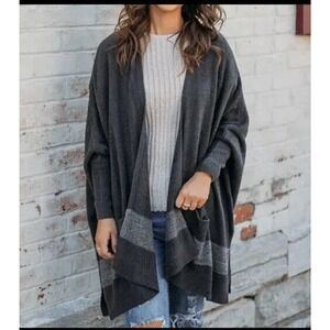 Barefoot Dreams CozyChic Lite Cliffside Wrap Navy/Grey Accent One size OS S M L